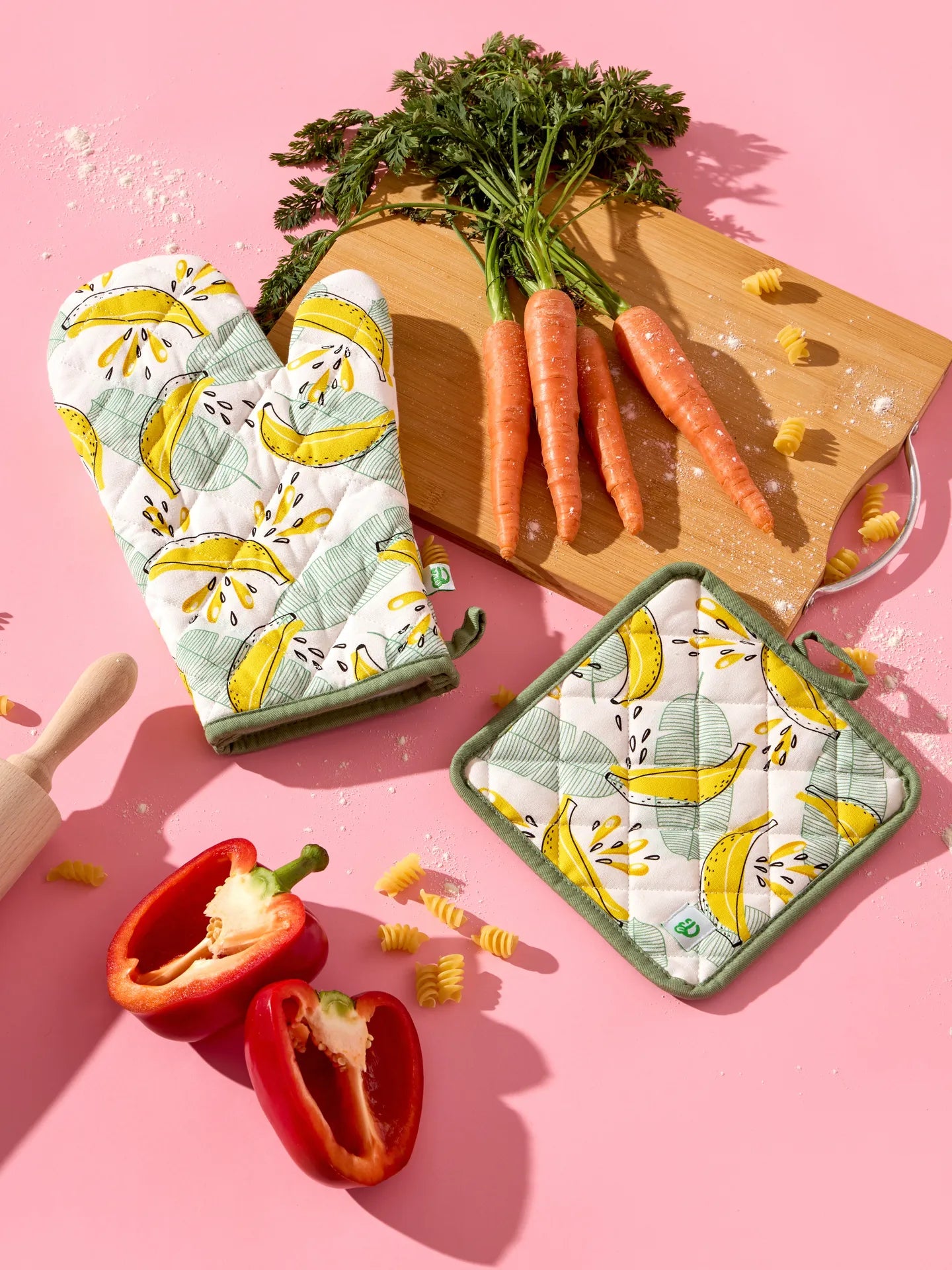 kitchen-set-fresh-bananas-13/1325e0bf770b72942fa9c850f296ff86048b8dd6