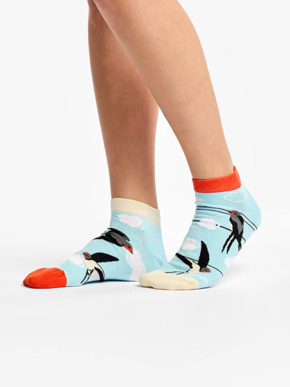 ankle-socks-swallow-birds-02-b7/b714683372309204e370c757f3808e147370a183