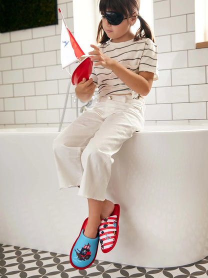 kids-slippers-pirate-be/bedfdeb67dc6a82f7e2410d1479bd1964e8c0b37