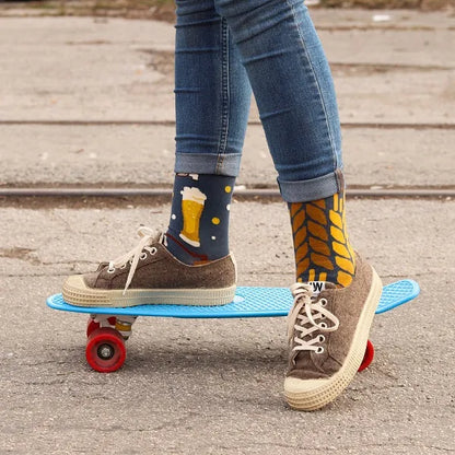 regular-socks-beer-time-02-8f/8f57c4e02ce674355fd735d5fca959d753cdc350