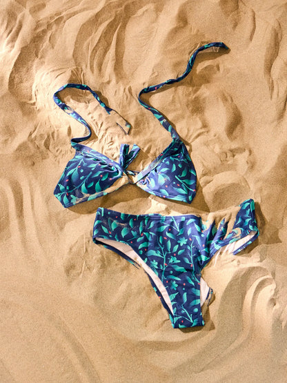 triangle-bikini-top-turquoise-flowers-2f/2f71a0e5a0c4fc470f55203fbadf3cb8231546e5