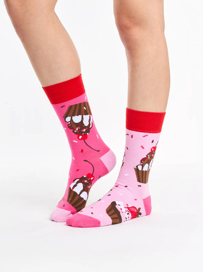 regular-socks-pink-cupcakes-02-fa/fa999a7133122dd668ac64bb8f24c19492ea67ac