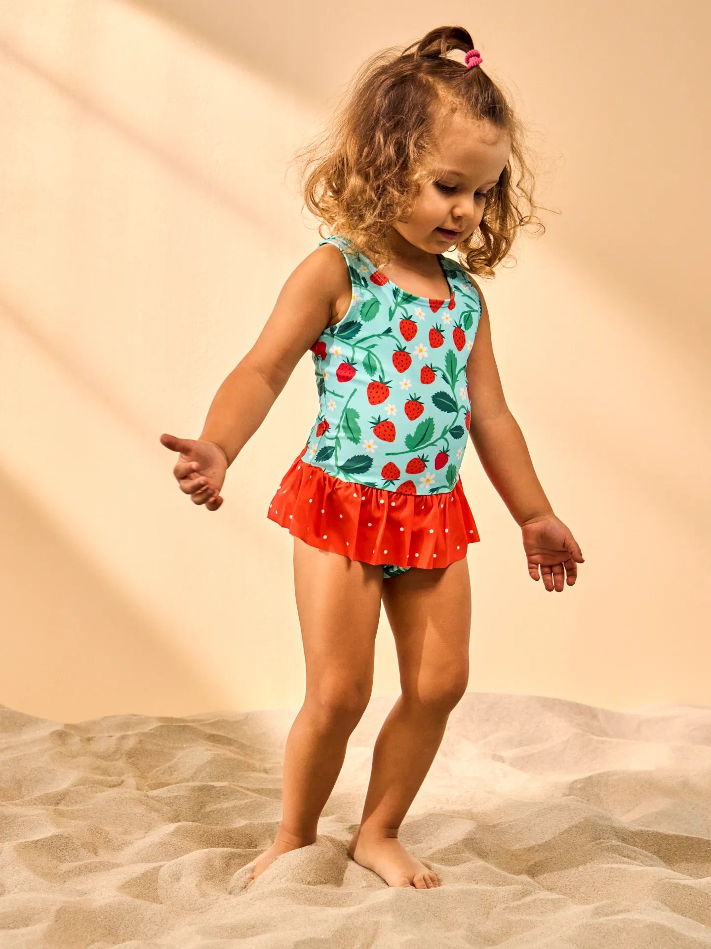 girls-swimsuit-little-strawberries-3b/3bddac3112d3b1dc5d36d0cab57c93c030885dfc