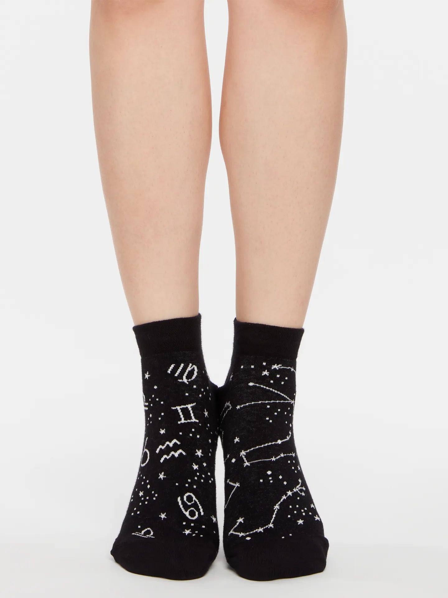 ankle-socks-zodiac-signs-44/4492dc9711985978f8208d8290832913fb00f9ba