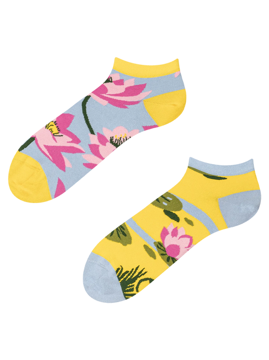 ankle-socks-water-lily-02-0b/0baa881e35049a2938f368d4e7864773a23b3a40