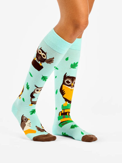 knee-high-socks-owl-books-4d/4d8d51022363e3853a02cfadc9ff8abd40353f4e