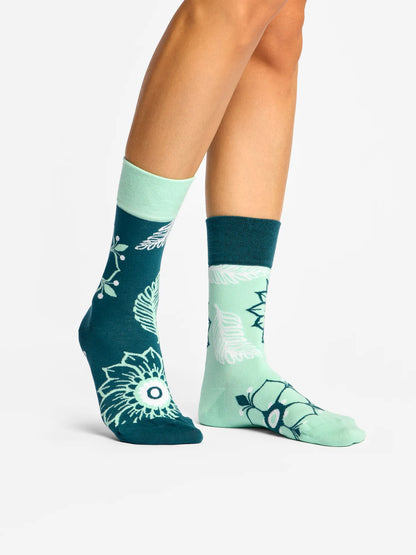 regular-socks-mandala-leaves-57/575049d234edb38a8d5bf947e580153cb207f0ab
