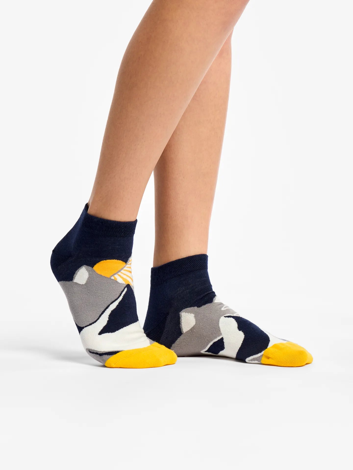 ankle-socks-mountain-sunset-97/972efa2fec104bbfd12b8fea8124a773a58eaf7a