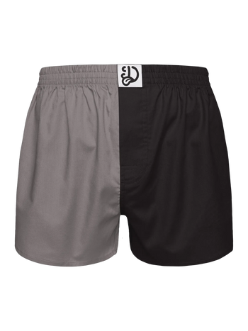 Boxer da uomo grigio e nero