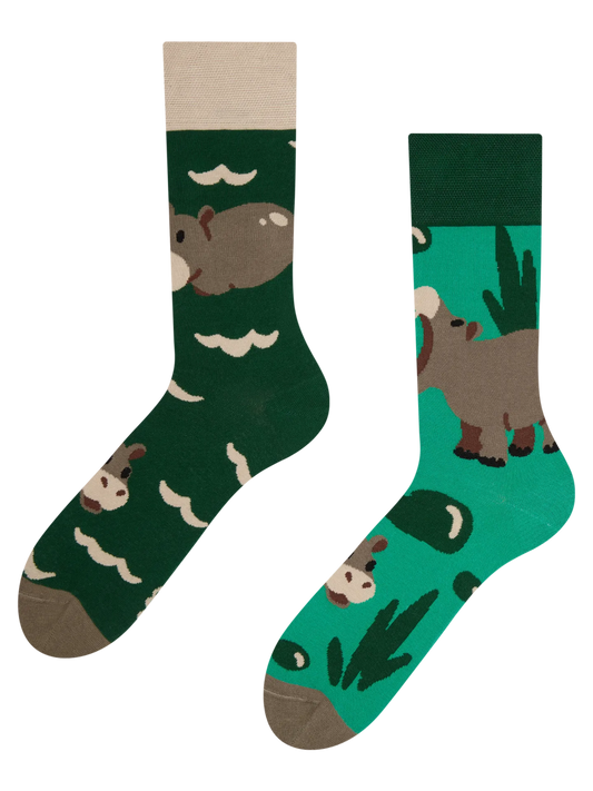 regular-socks-swimming-hippo-02-8c/8c57e470ea472e752ca161b00006f99928694372