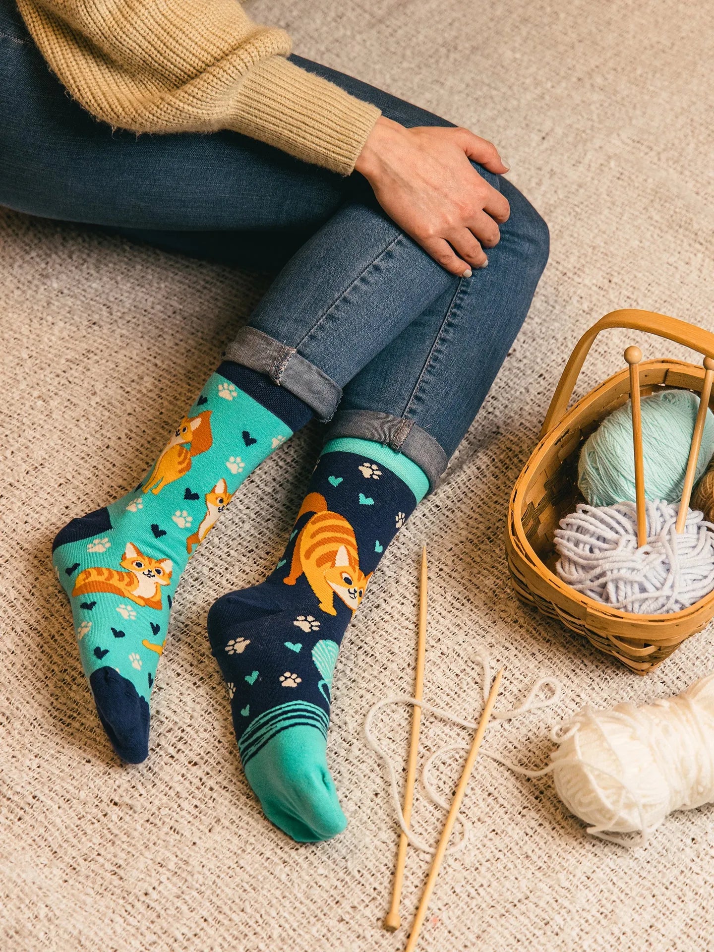 regular-socks-happy-cat-02-b8/b8413291e67a6b69467e45c0a050cdd85bc973bf