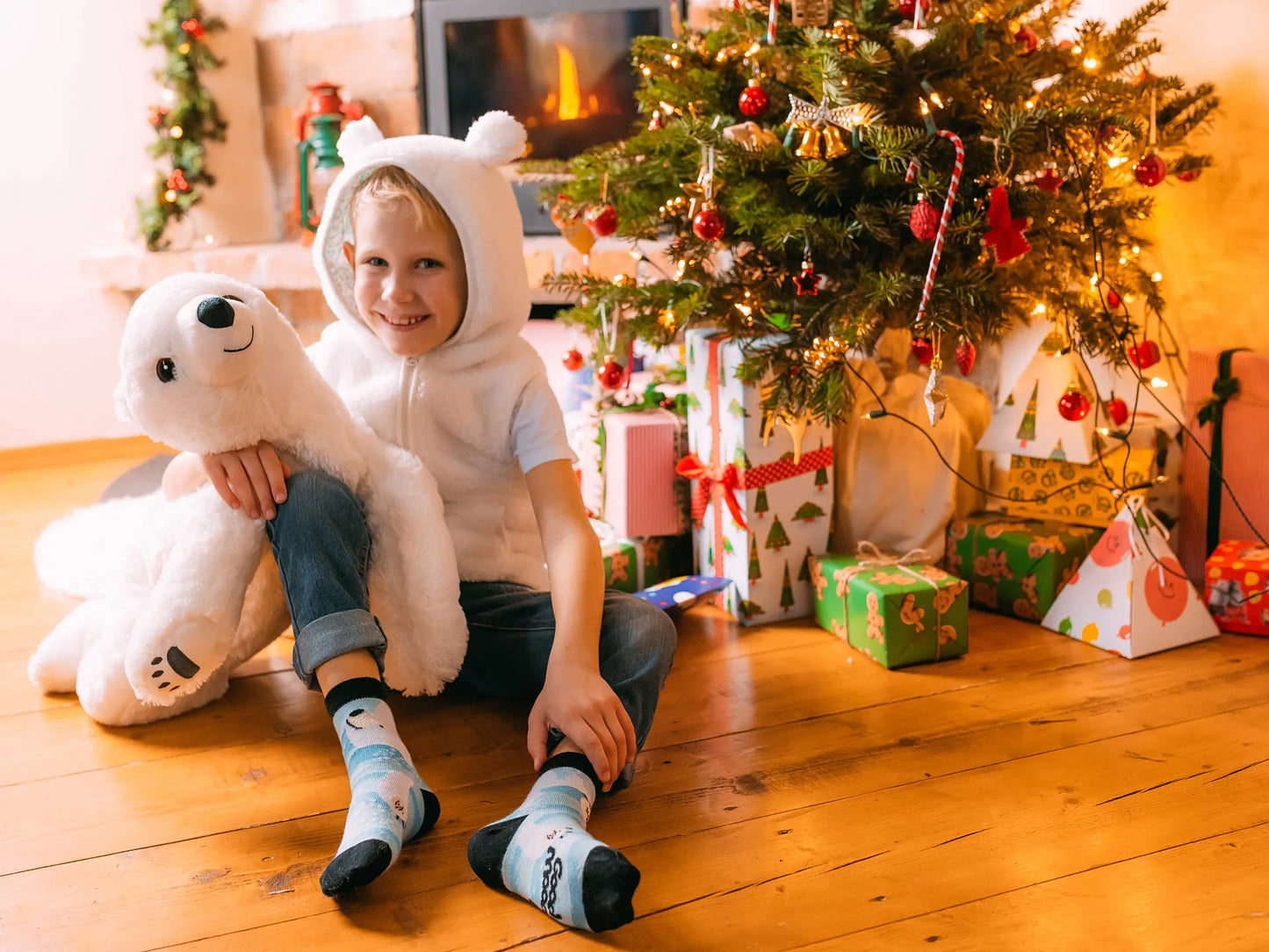 wrapping-paper-dedoles-8f/8f1437ed571092f9a1142dc11acdf7af19ee3966