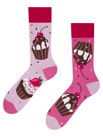 regular-socks-pink-cupcakes-02-ac/ac526be07c304a82c524a7647e2950f0bd353718