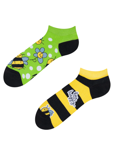 ankle-socks-bees-02-dd/ddc10efac2186ce0ab1917448021752061da74b2