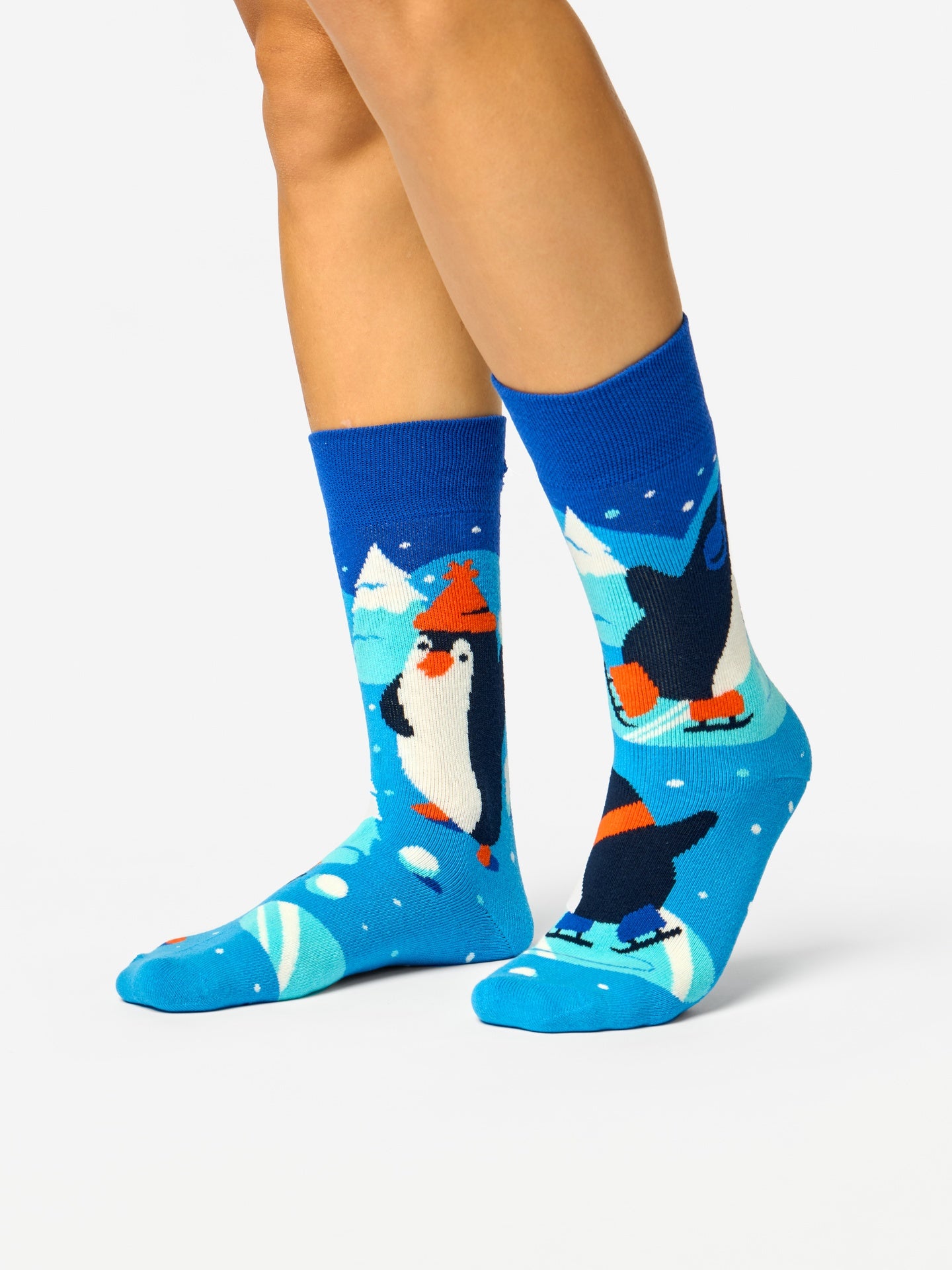 warm-socks-skating-penguins-68/68b779df8a022c9991657f9ad0af69871a427f9d
