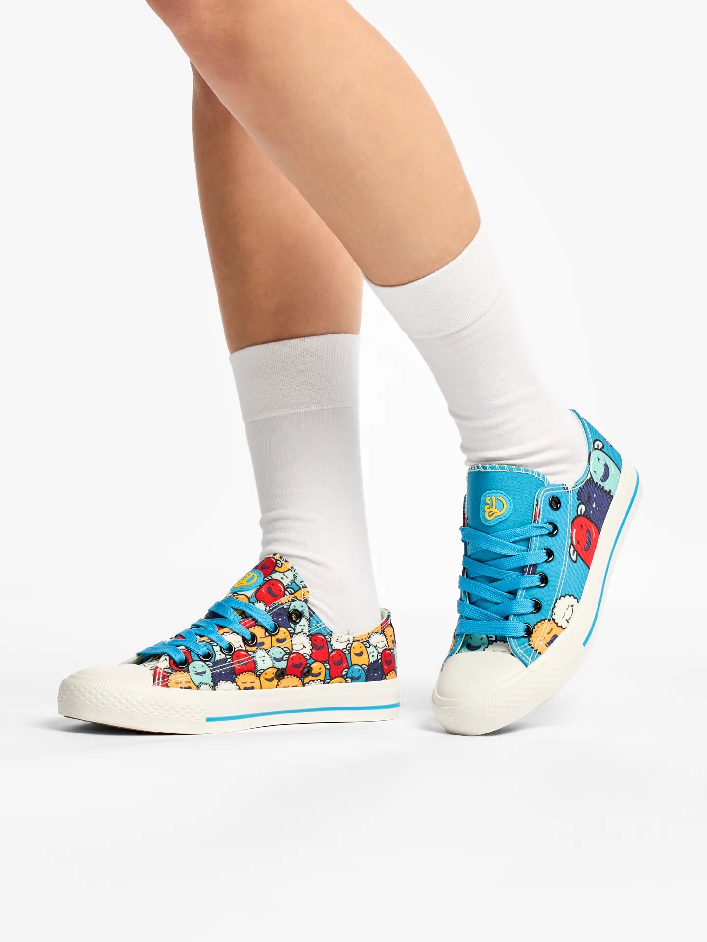 canvas-shoes-funny-monsters-e9/e99ac42db28713e2c6bec234ad68a5cdad84f90b