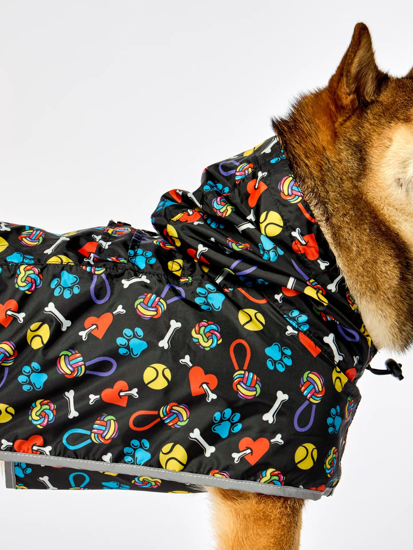 dog-raincoat-hearts-paws-ea/eadafb5e53d71a399f42a93679429a650d200907