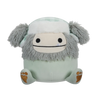 Squishmallows Evita il Bigfoot grigio con cappello da aviatore, 20 cm