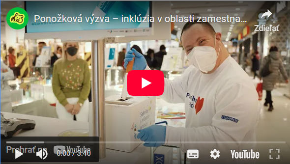 Carica il video: 